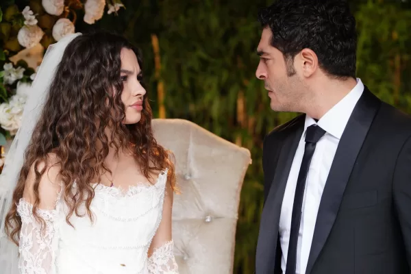 Bir Gece Masalı 10