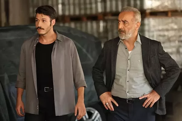 İnci Taneleri 22. Bölüm Özeti: Azem ve Piraye’nin Karşılaşması
