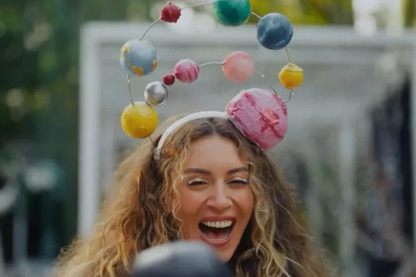 Her şeyin başı merkür filmi