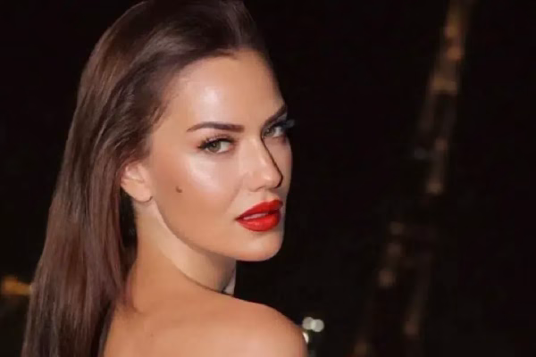Fahriye Evcen Uğultulu Tepeler dizisi